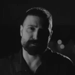 دانلود آهنگ عشق بازان از حمید هیراد
