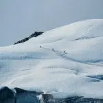 دانلود آهنگ عشق کدوم غریبه یهو به جونت افتاد از محسن چاوشی